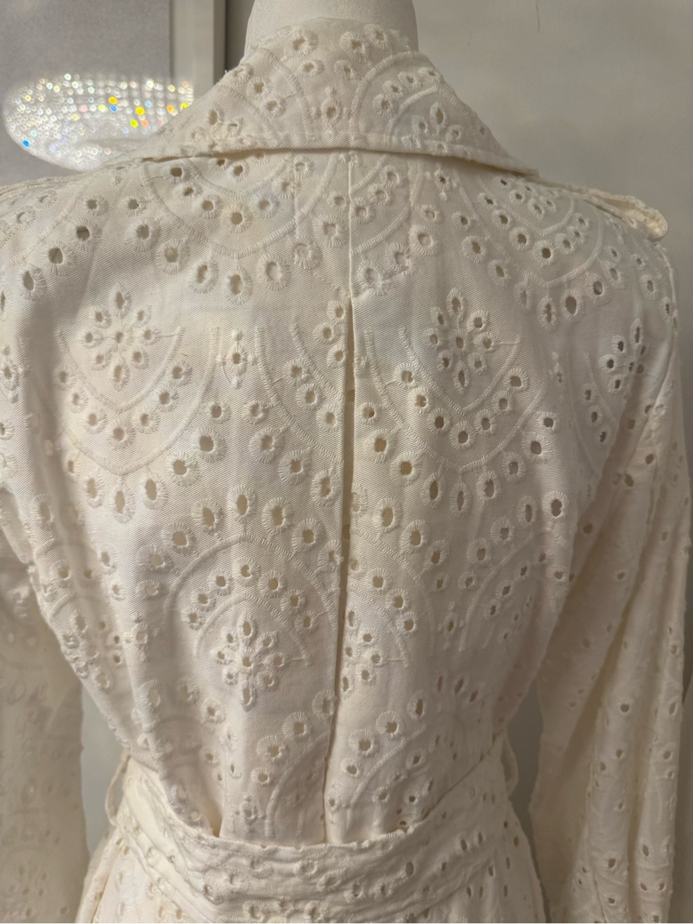 Gorgeous Avec Les Filles White Eyelet Wrap Trench Coat/Dress - Picture 7 of 12